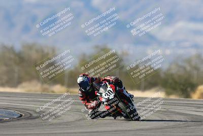 media/Dec-07-2025-CVMA (Sun) [[3e7d2de5dc]]/Race 12- Formula 40 MW and LW/